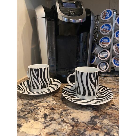 Vintage Espresso Cups and Saucers, Tirschenreuth Zebra, 2 sets - Picture 5 of 11